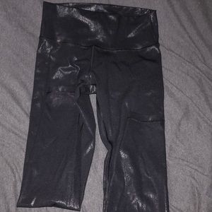 Size 8 lululemon leather align leggings
